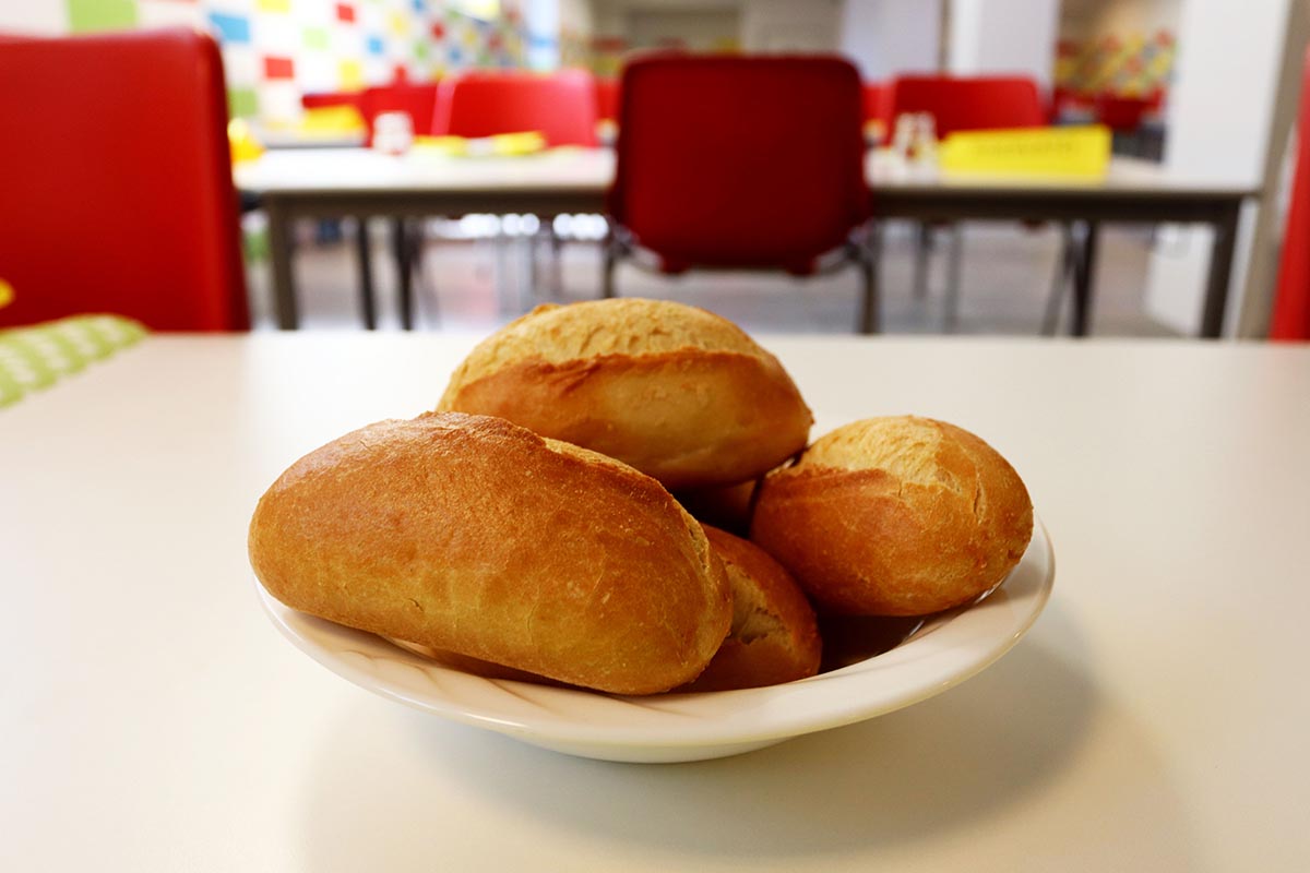 Mense scolastiche, Siracusa ultima ed è polemica