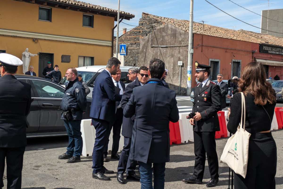 Galleria foto 'Al via i lavori della metropolitana Misterbianco-Paternò. Salvini: “Facciamo come i nostri padri”' - foto 2