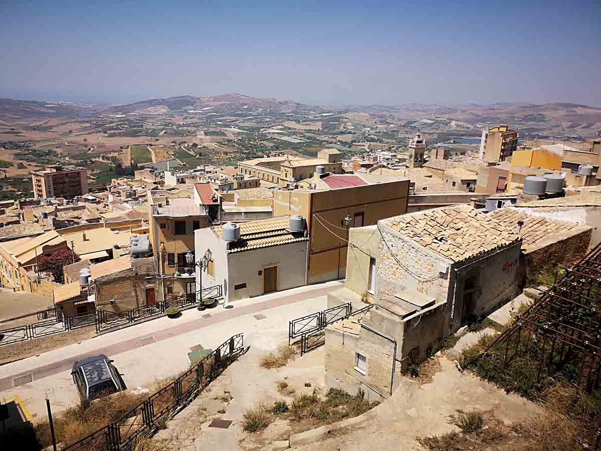 Mostra archeologica nel palazzo Malfitano di Naro