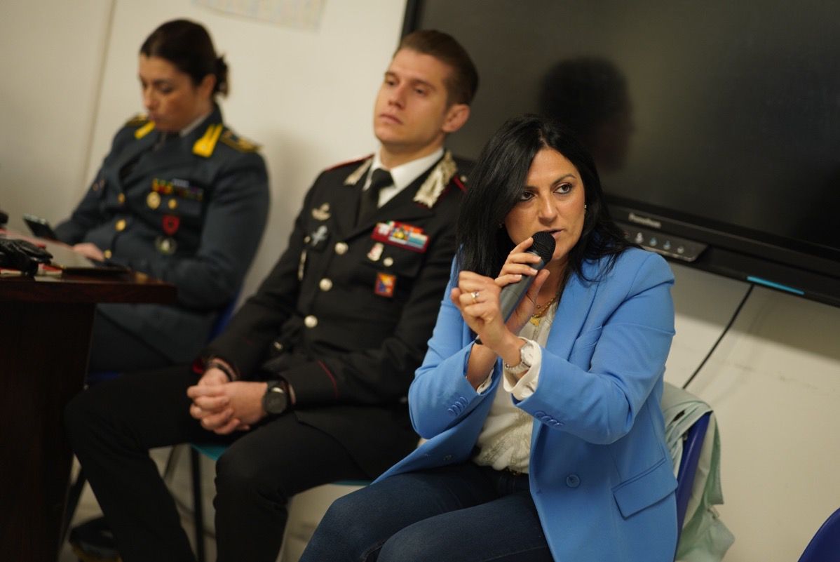 Mafia e politica, Marano (M5s) agli studenti: “Non barattate il vostro voto con nulla”