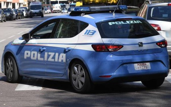 Catania, 27enne gira a bordo di un’auto rubata con 90 grammi di hashish: arrestato