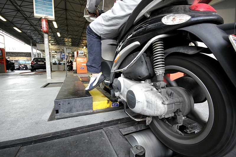 Mercato moto, marzo giù: la colpa è del meteo incerto