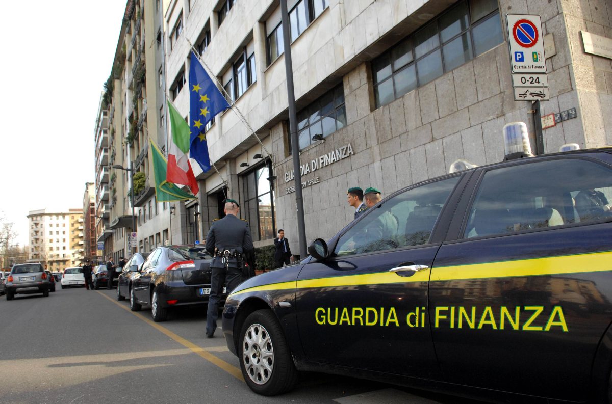 Palermo, bancarotta fraudolenta e riciclaggio: 4 misure interdittive e sequestro da oltre 400.000 euro