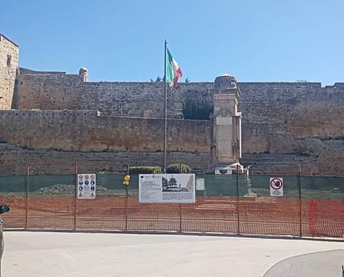 Chiuso il Castello di Lombardia, i chiarimenti dell’assessore