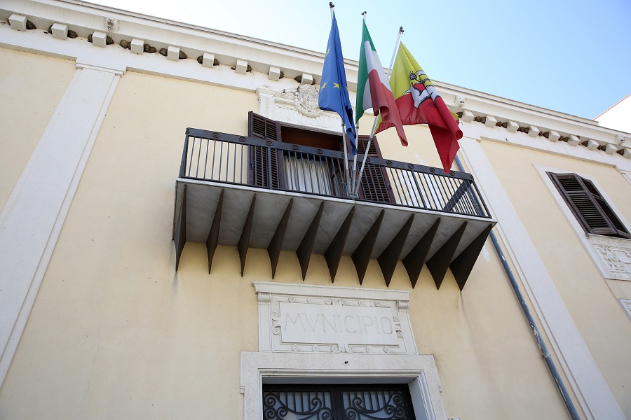 Partinico, bene confiscato per il “Dopo di noi”: è scontro