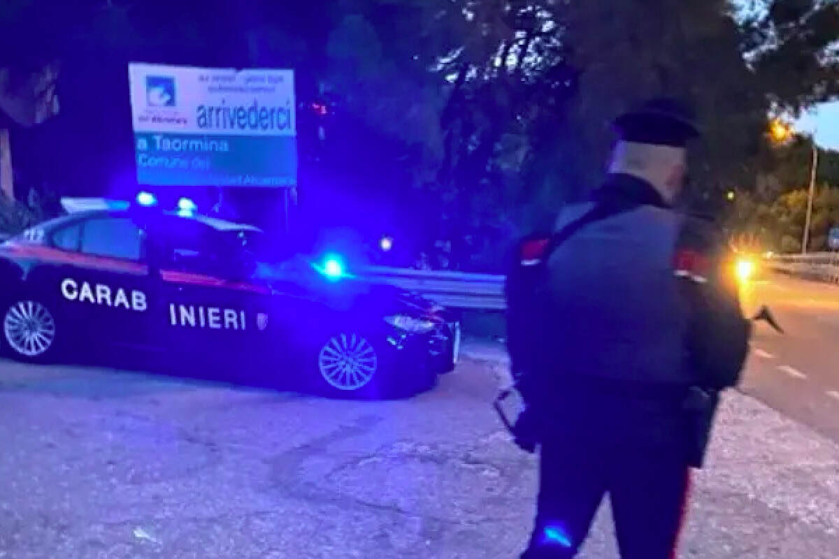 Taormina, donna fornisce false generalità al posto di blocco: arrestata