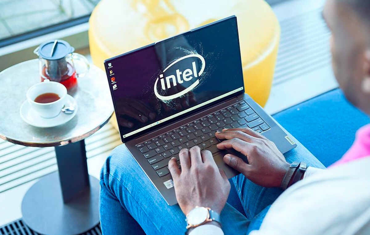 Lavoro con Intel, requisiti e profili ricercati