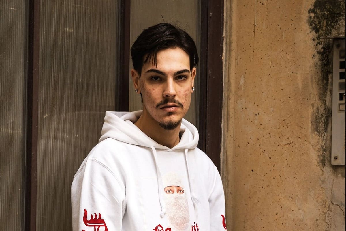 “Restano Poveri”, arriva il nuovo singolo del rapper palermitano La Flèche