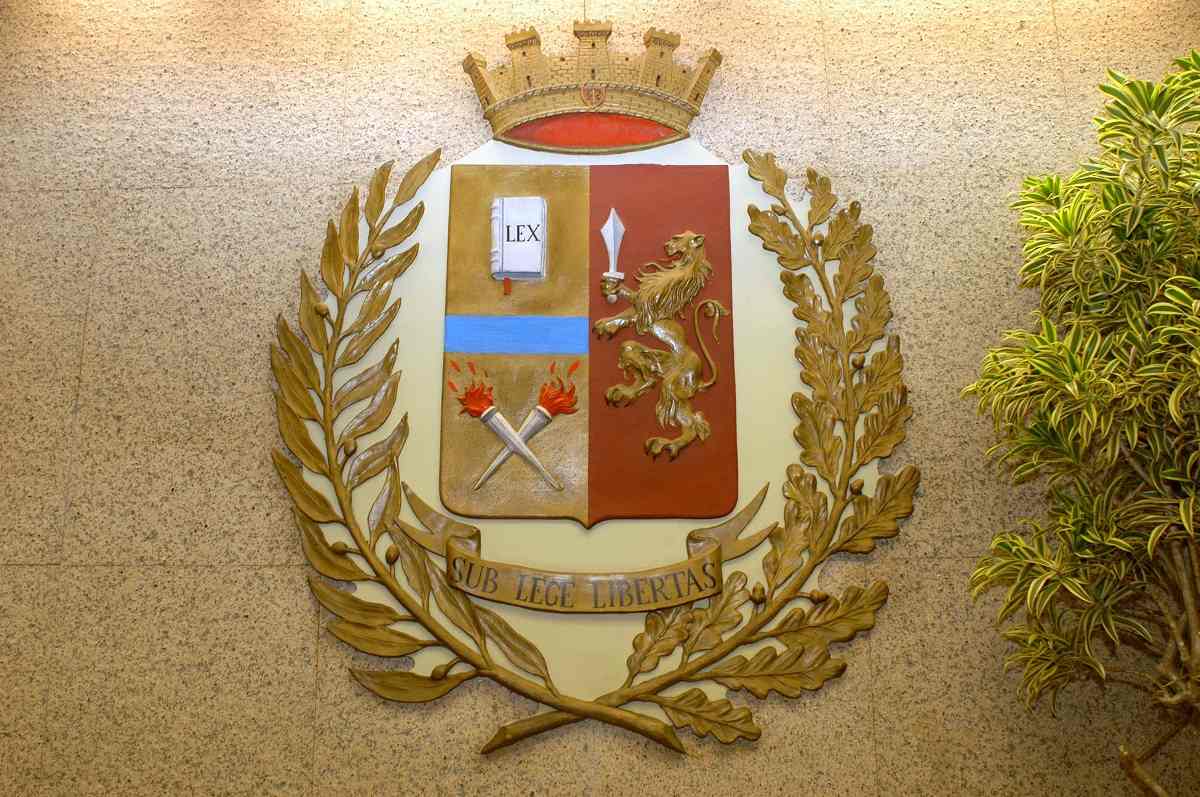 Concorso per laureati, bando per 196 commissari della Polizia di Stato: ecco i requisiti