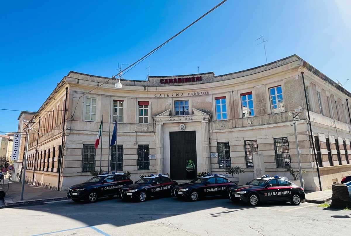 VIDEO | Blitz antidroga a Ragusa, lo spaccio e la sinergia tra i pusher: 5 misure cautelari