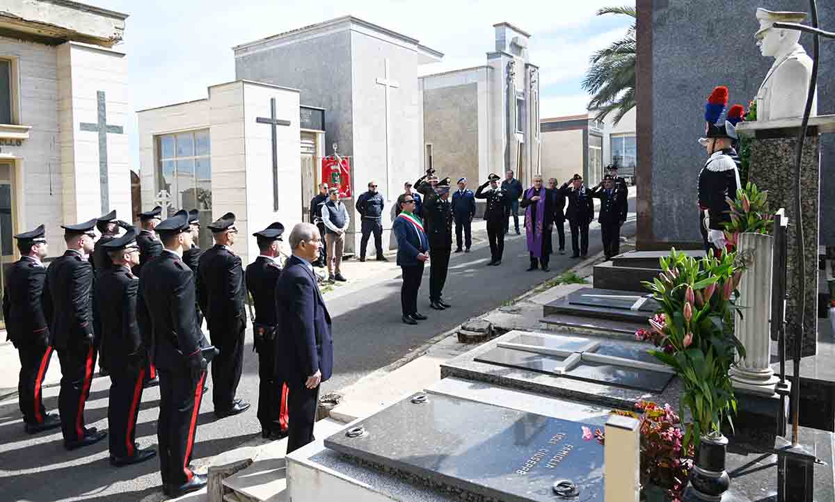 Niscemi ricorda il carabiniere Vincenzo Caruso