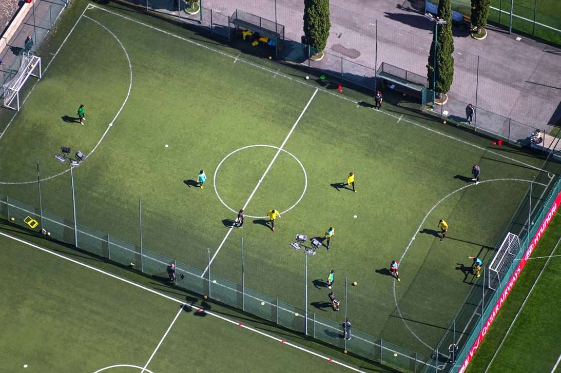 Palermo, due arbitri aggrediti dai genitori dei giocatori: uno è minorenne