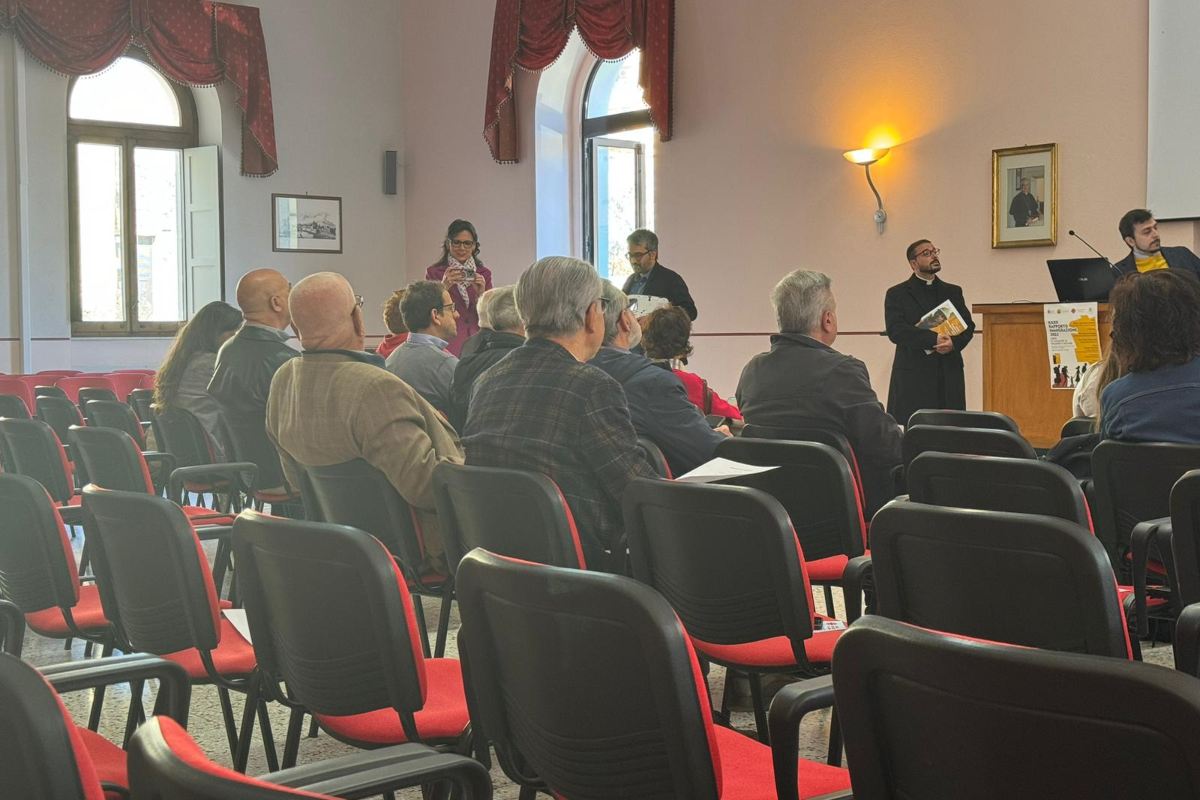 Catania, ruolo e difficoltà nell’immigrazione: il Rapporto Caritas-Migrantes Catania, ruolo e difficoltà nell’immigrazione: il Rapporto Caritas-Migrantes