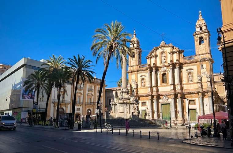 Le nozze d’argento del boss Lo Presti a due passi dalle lapidi di Falcone e Borsellino, il legame tra Chiesa e mafia resiste