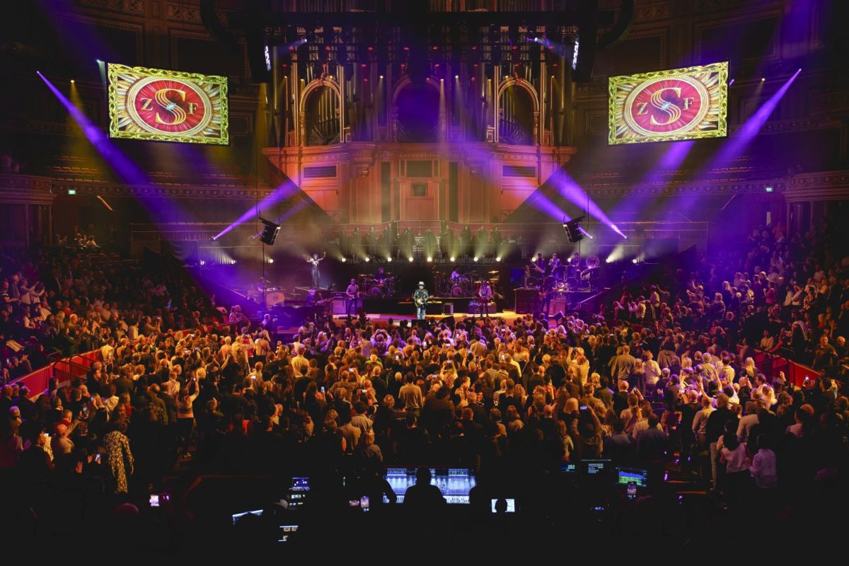 Zucchero, grande successo a Londra con “Overdose d’Amore”: in estate il tour in Italia