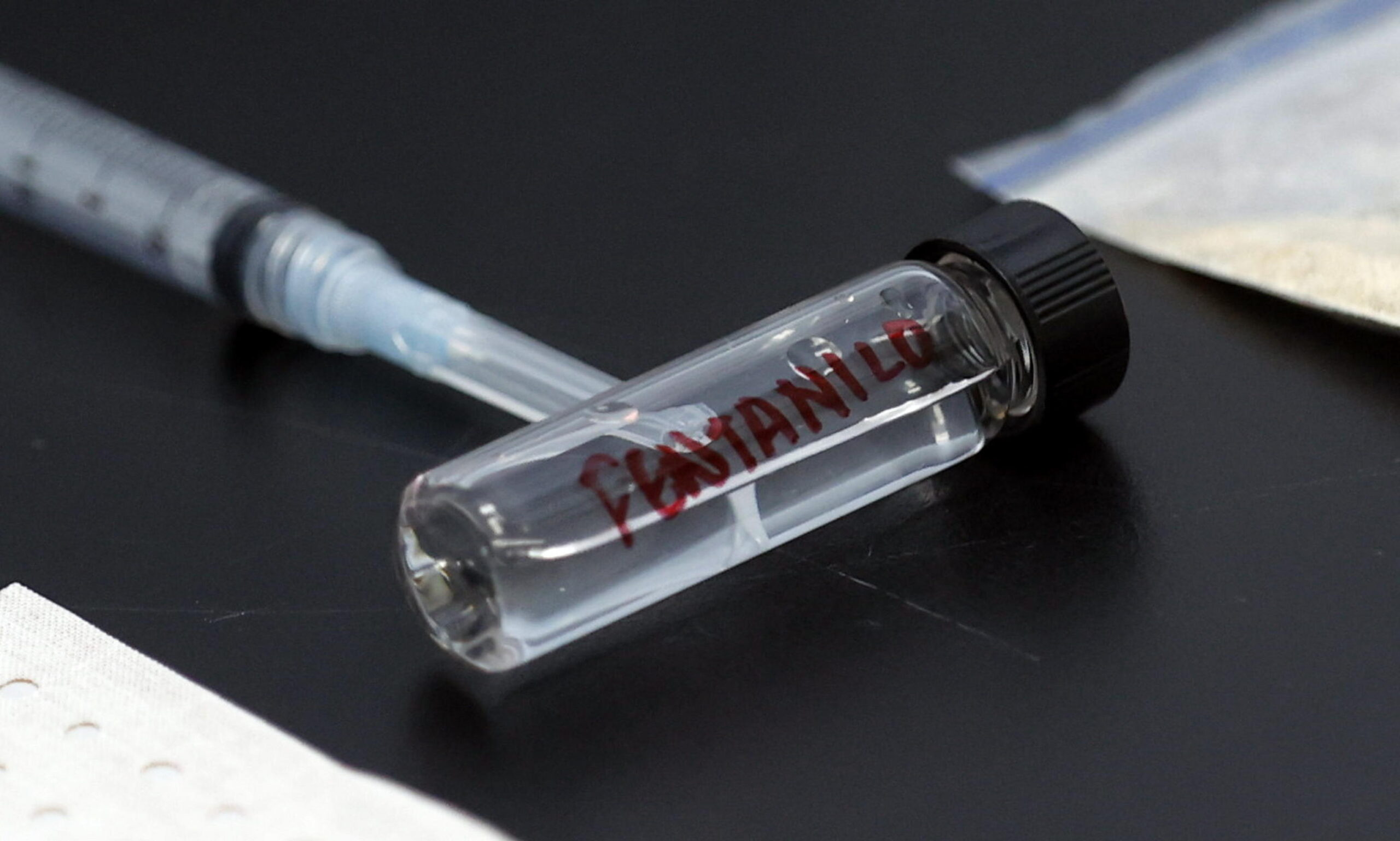 Fentanyl, la droga degli zombie è in Italia. Brogna (Sert Ct): “Fare molta attenzione”