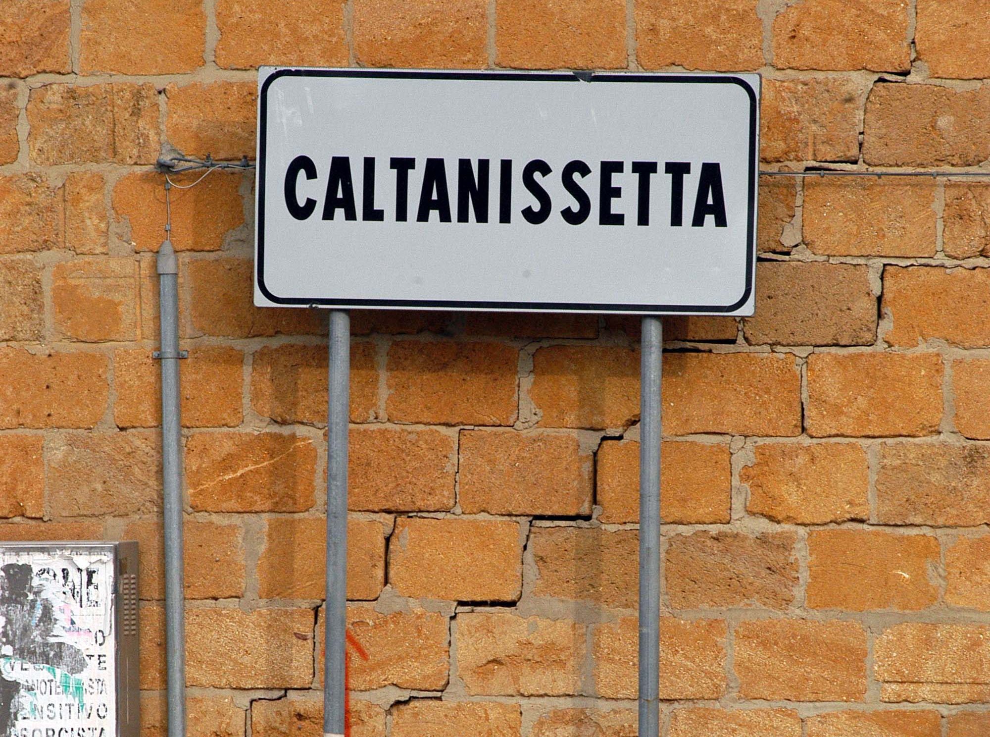 Caltanissetta, nuova toponomastica: vie intitolate a storici nisseni