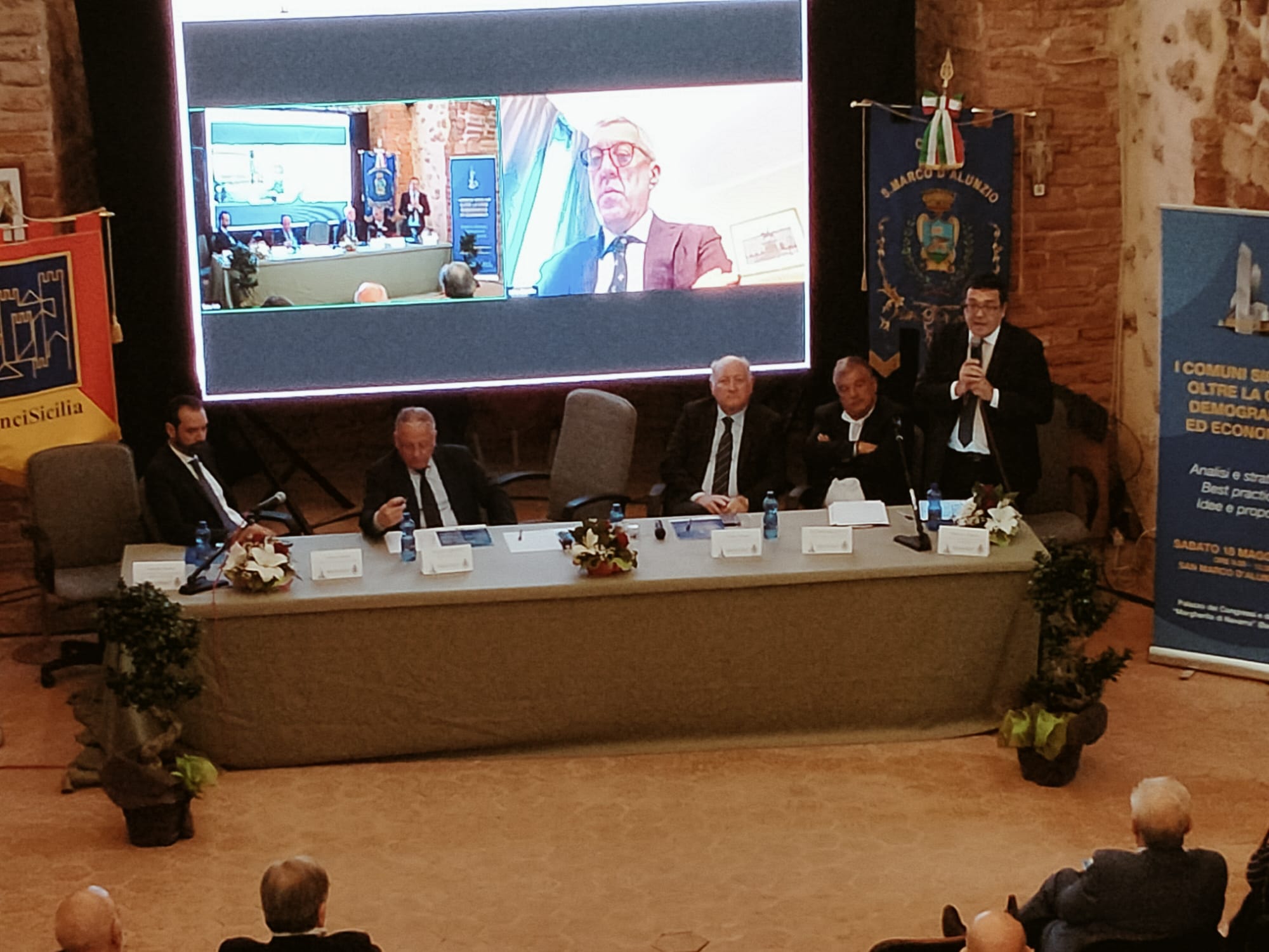 La ricetta dei Comuni per fermare la crisi demografica ed economica