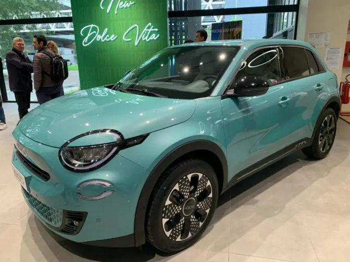 Presentata l’innovativa Fiat 600 Hybrid, la compatta dai consumi sempre più ridotti