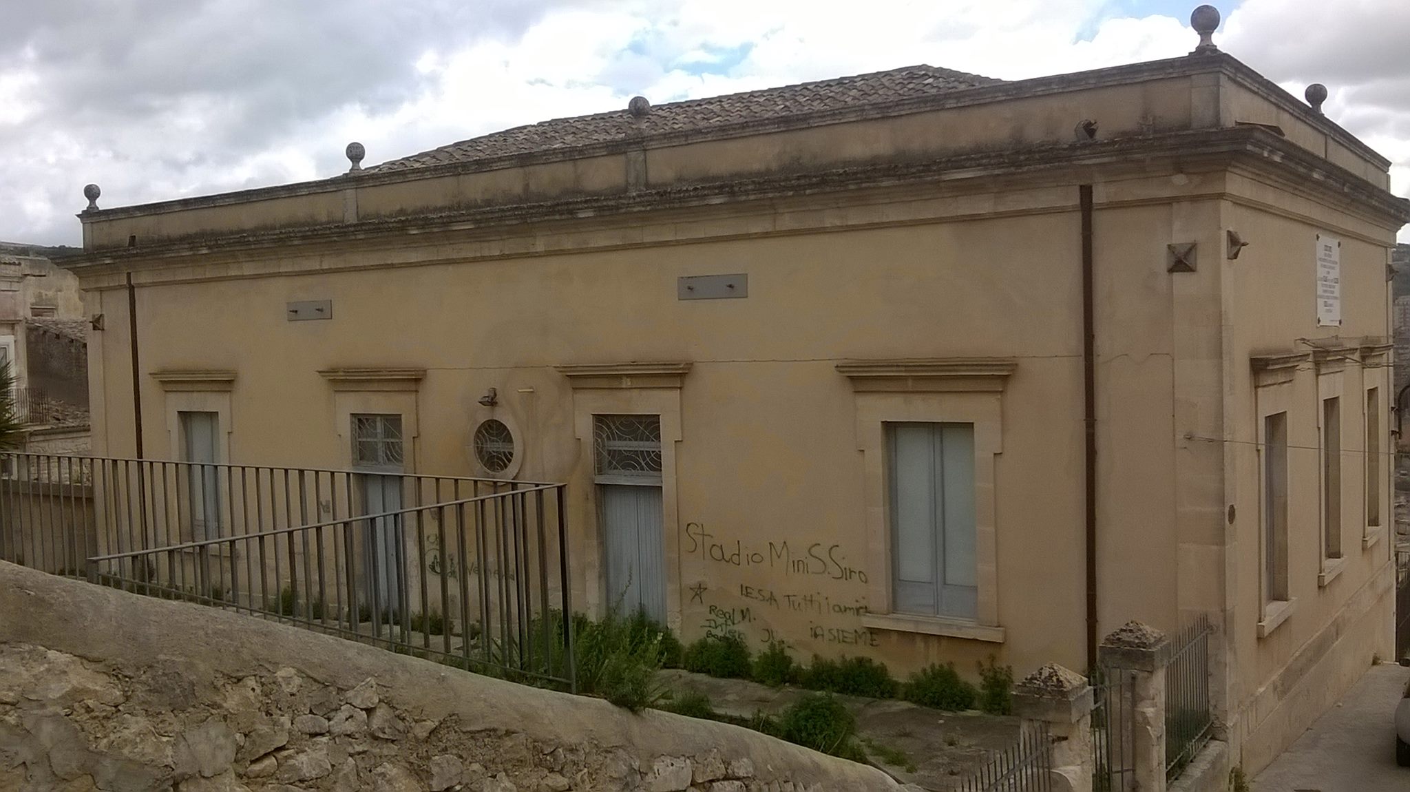 Modica, bando per la locazione di immobili comunali