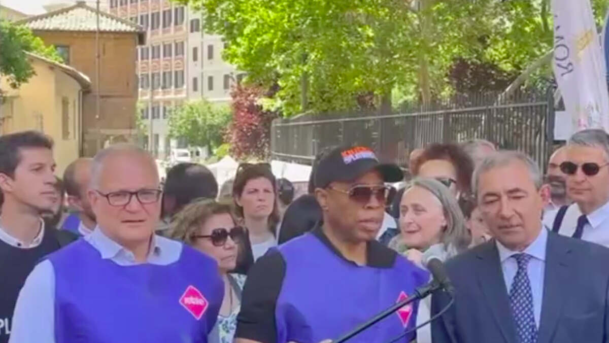 VIDEO | Il sindaco Adams ai romani: “New York è la Roma d’America”