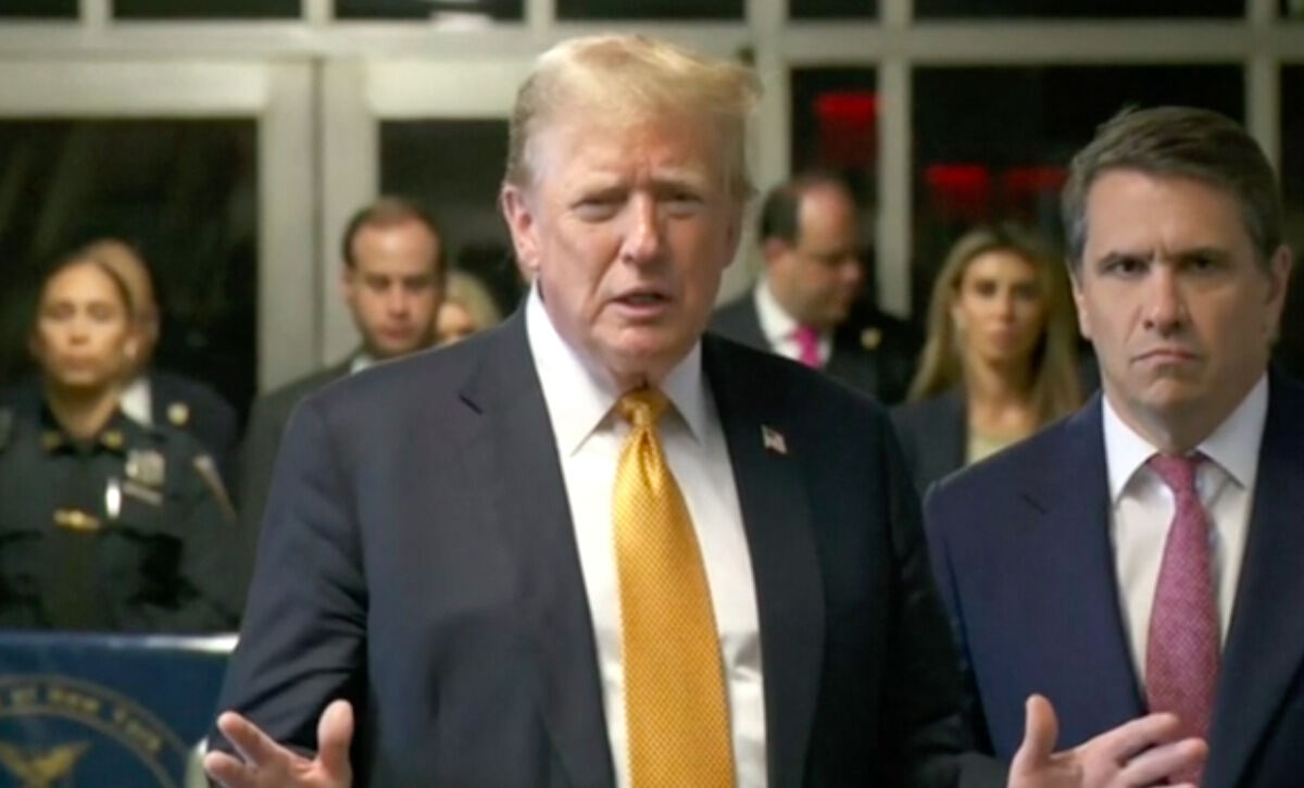 Usa 2024, Trump condannato nel processo a New York: “È una farsa, sono innocente”