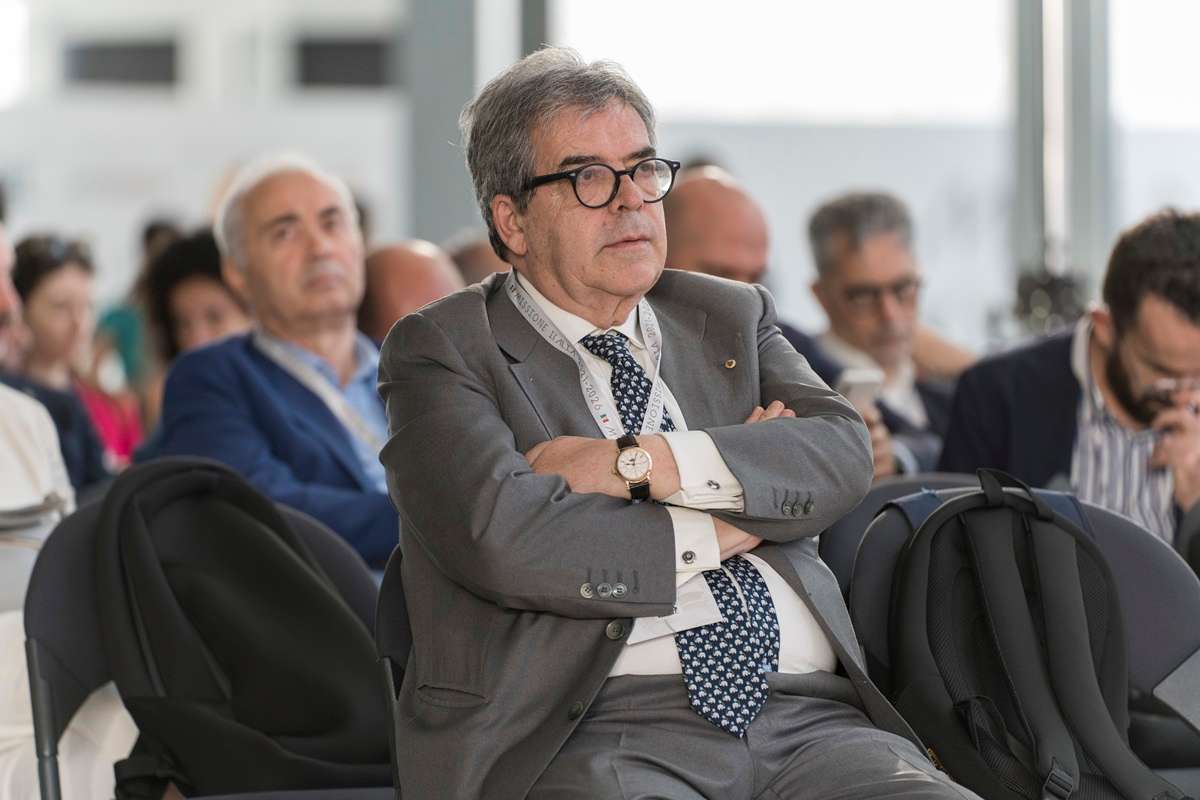Caos Pd in Sicilia, Enzo Bianco contro Barbagallo: “Congresso da annullare, si fermi tutto”