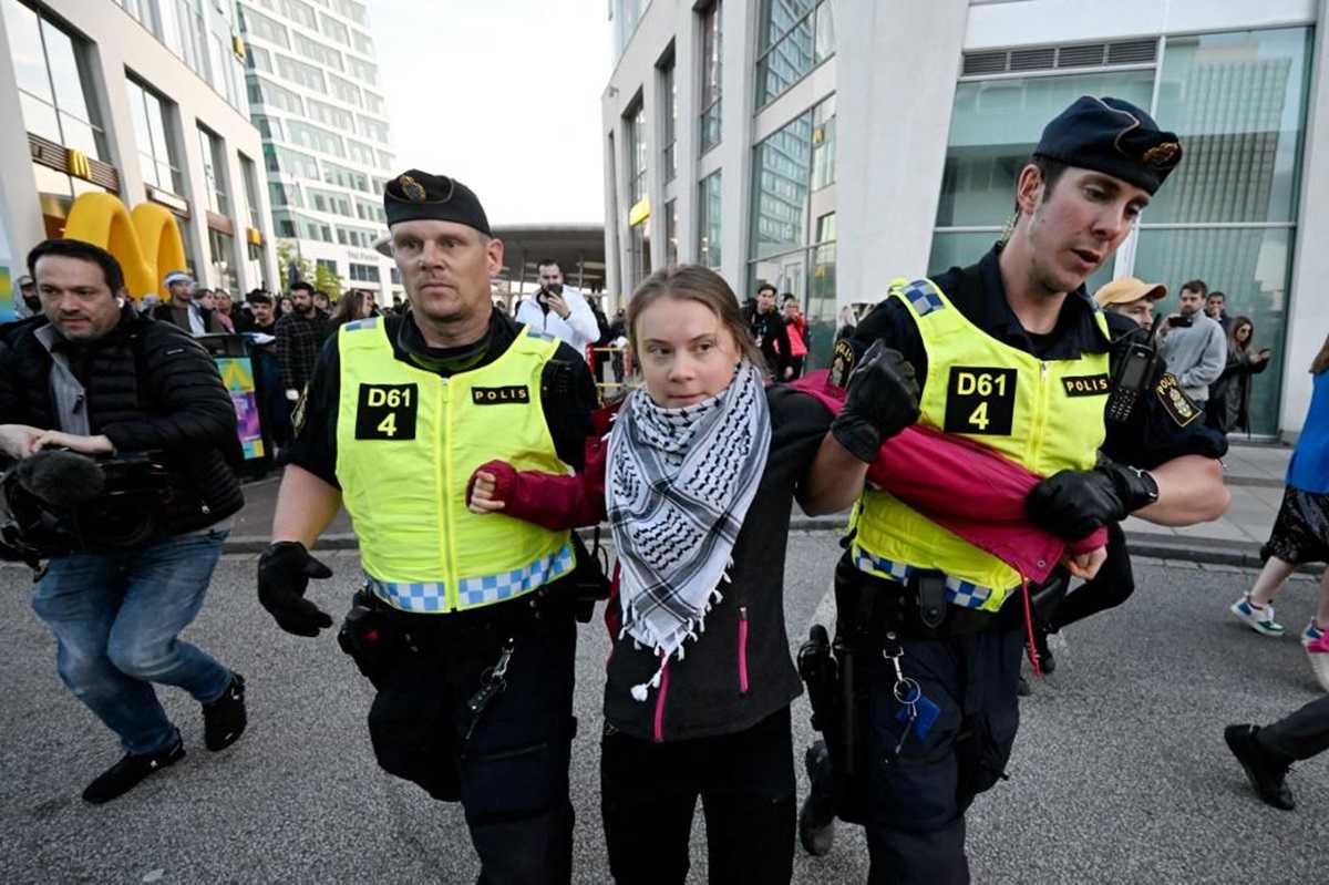 Caos all’Eurovision, arrestata Greta Thunberg durante le proteste contro Israele