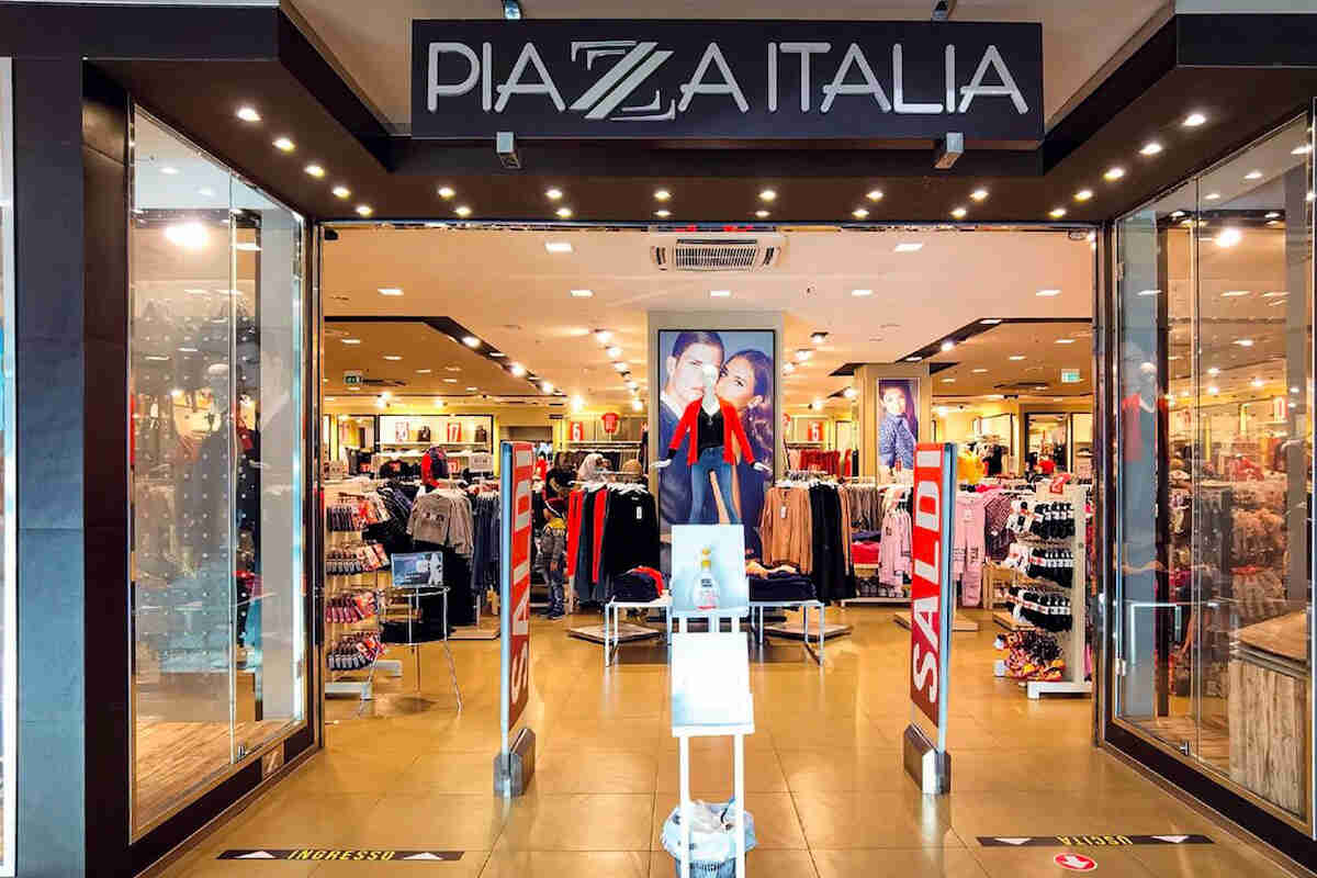 Piazza Italia alla ricerca di nuovo personale, posizioni aperte a novembre 2024