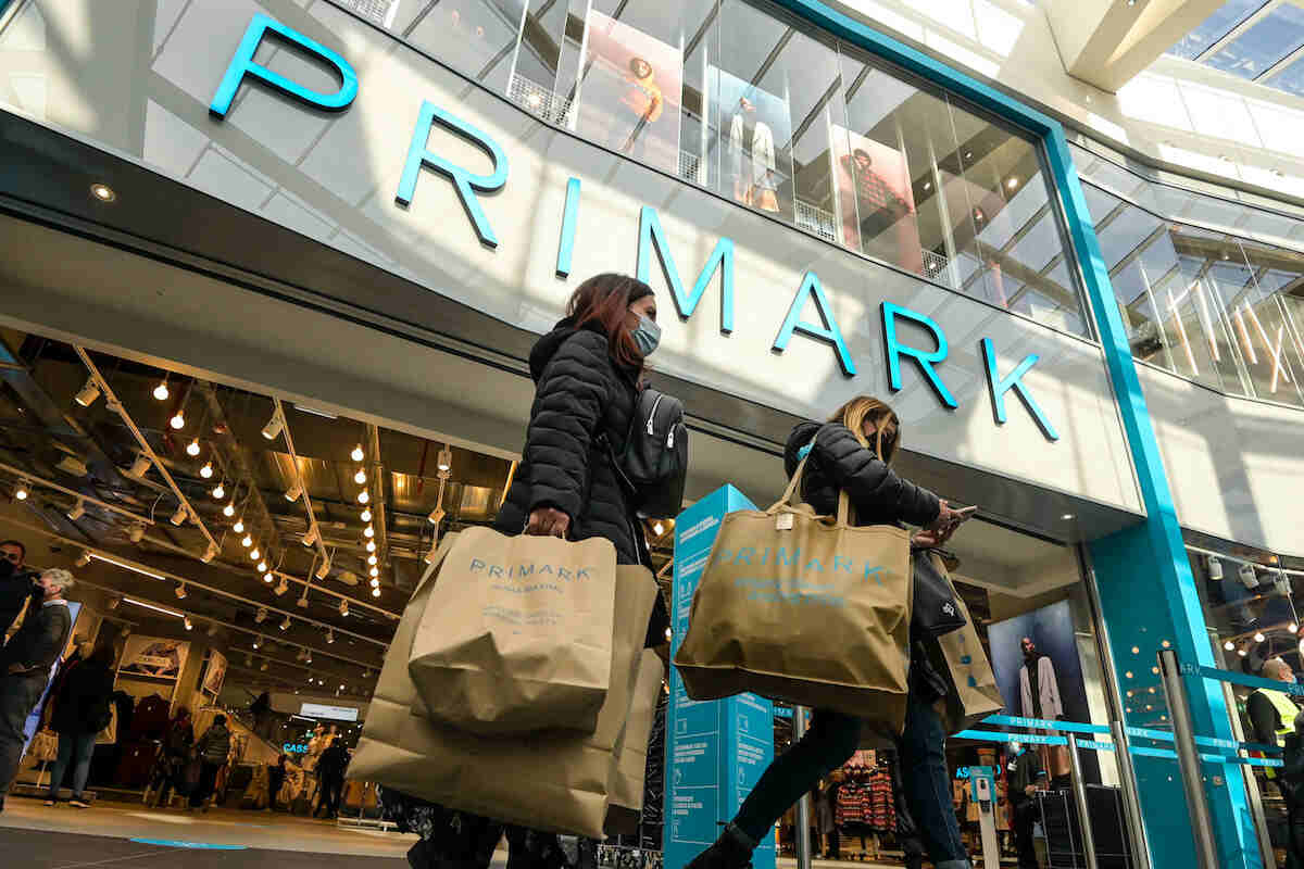 Primark assume personale anche senza esperienza in Sicilia: requisiti e come candidarsi