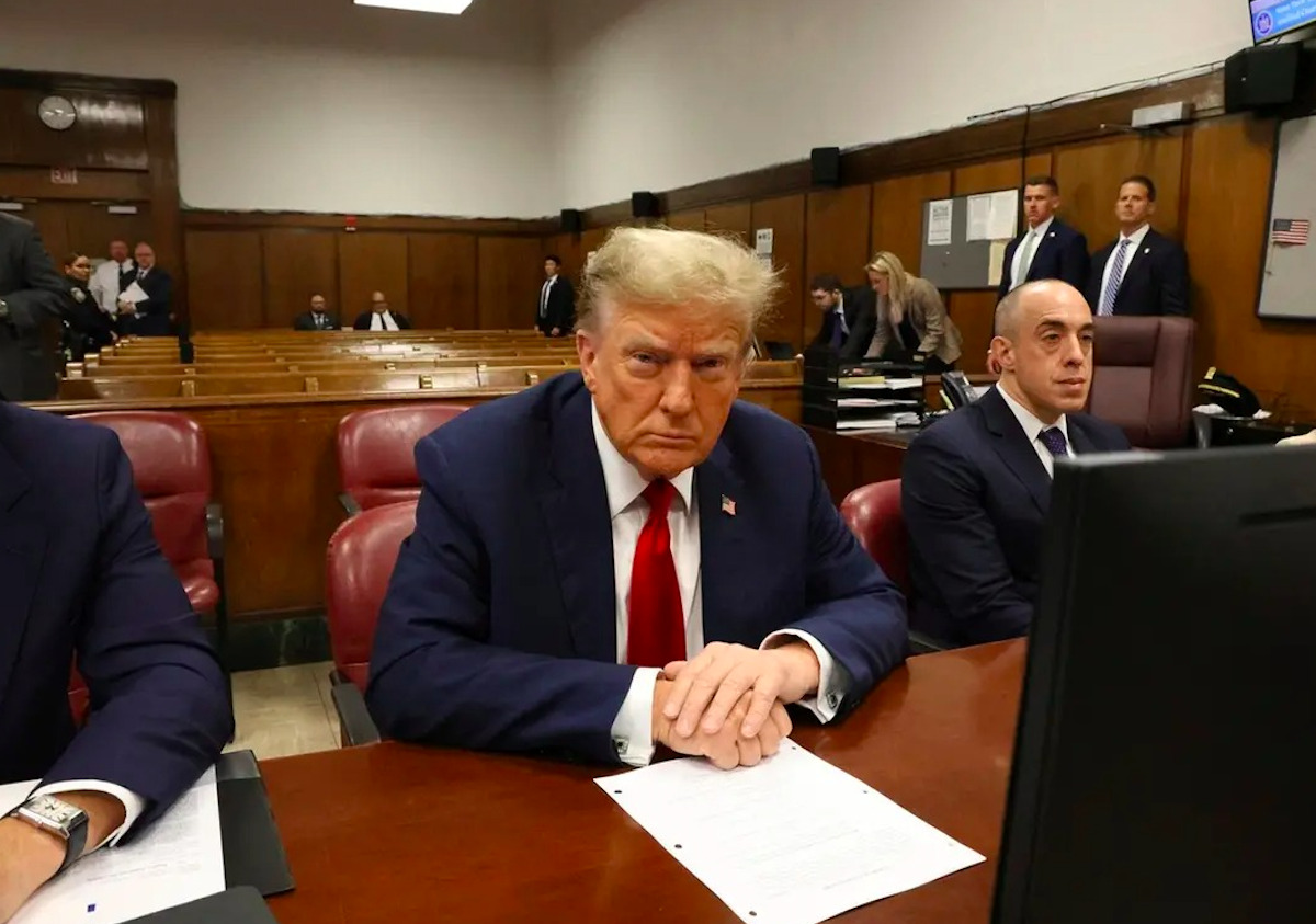 Usa 2024, la pornostar Stormy Daniels racconta in aula i rapporti sessuali con Trump Usa 2024, la pornostar Stormy Daniels racconta in aula i rapporti sessuali con Trump