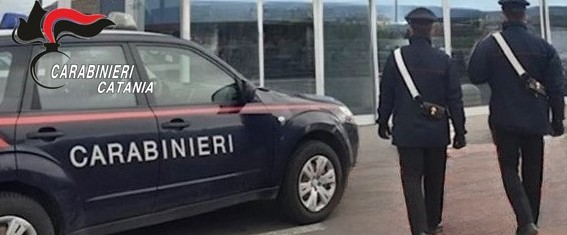 Si mette d’accordo con l’amico macellaio e compra carne con scontrini falsi: denunciati