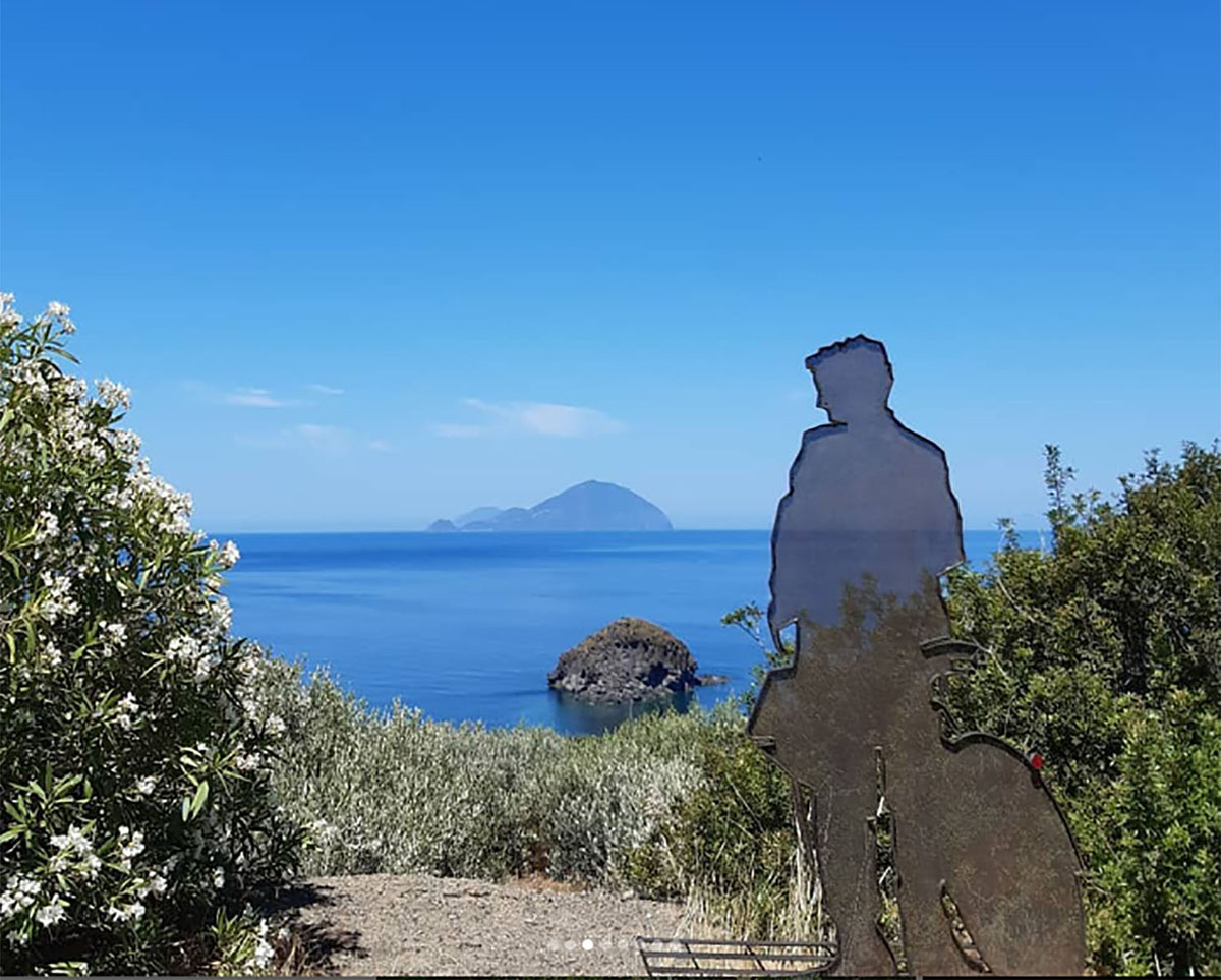 A trent’anni da Il Postino, i ‘90 sono ancora negli occhi di Troisi