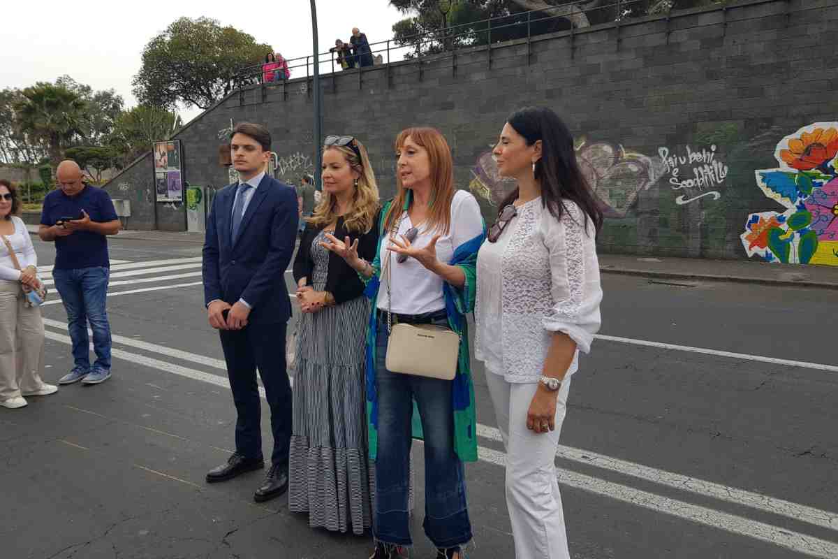 FOTO e VIDEO | Fondazione Marilù Tregua e Andos, svelato il “Murales della prevenzione” a Catania: “Un dono meraviglioso”