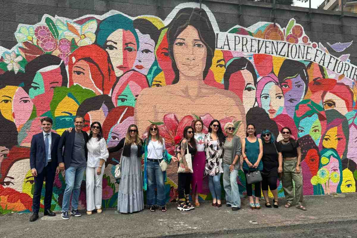 FOTO e VIDEO | Fondazione Marilù Tregua e Andos, svelato il “Murales della prevenzione” a Catania: “Un dono meraviglioso”