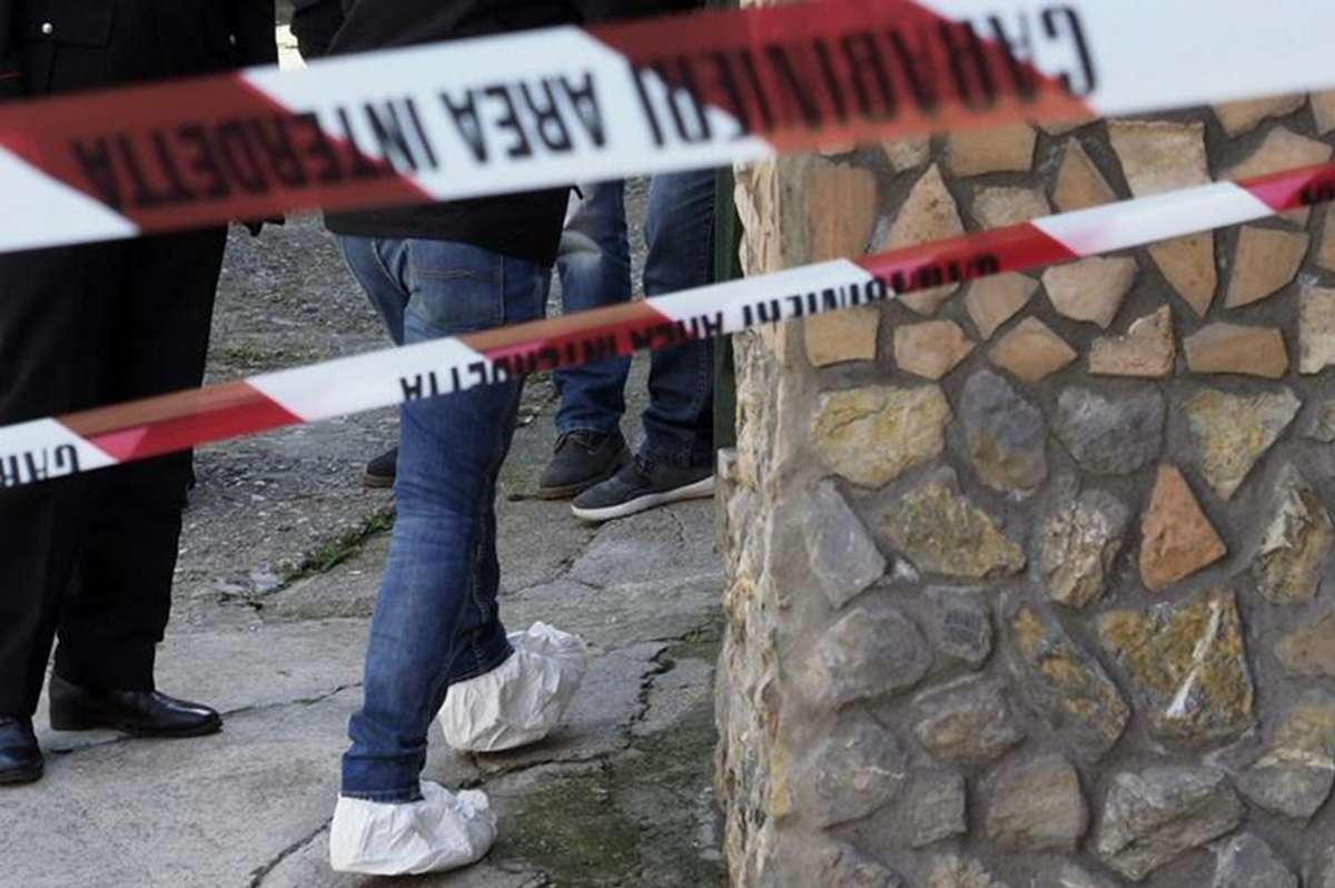 Omicidio-suicidio Palermo, questa settimana l’autopsia sui corpi dei due coniugi: probabilità di funerali separati