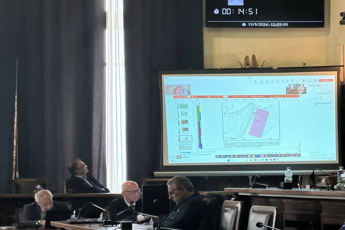 Ponte, in Commissione il rischio sisma: “Resisterebbe al 1908”. Ma sabato comitati ancora in protesta