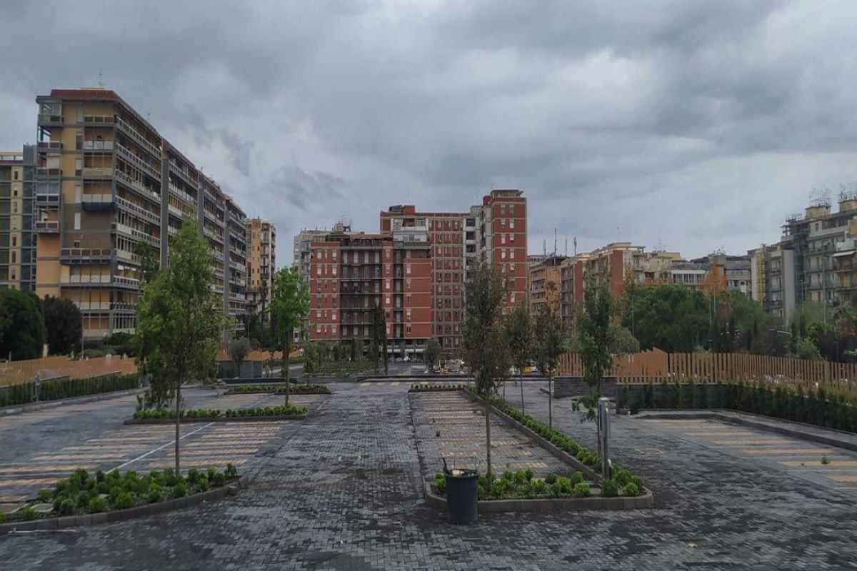 FOTO E VIDEO | Catania, lavori per il nuovo piazzale Sanzio. Parisi: “Entro tre mesi la parte edile”
