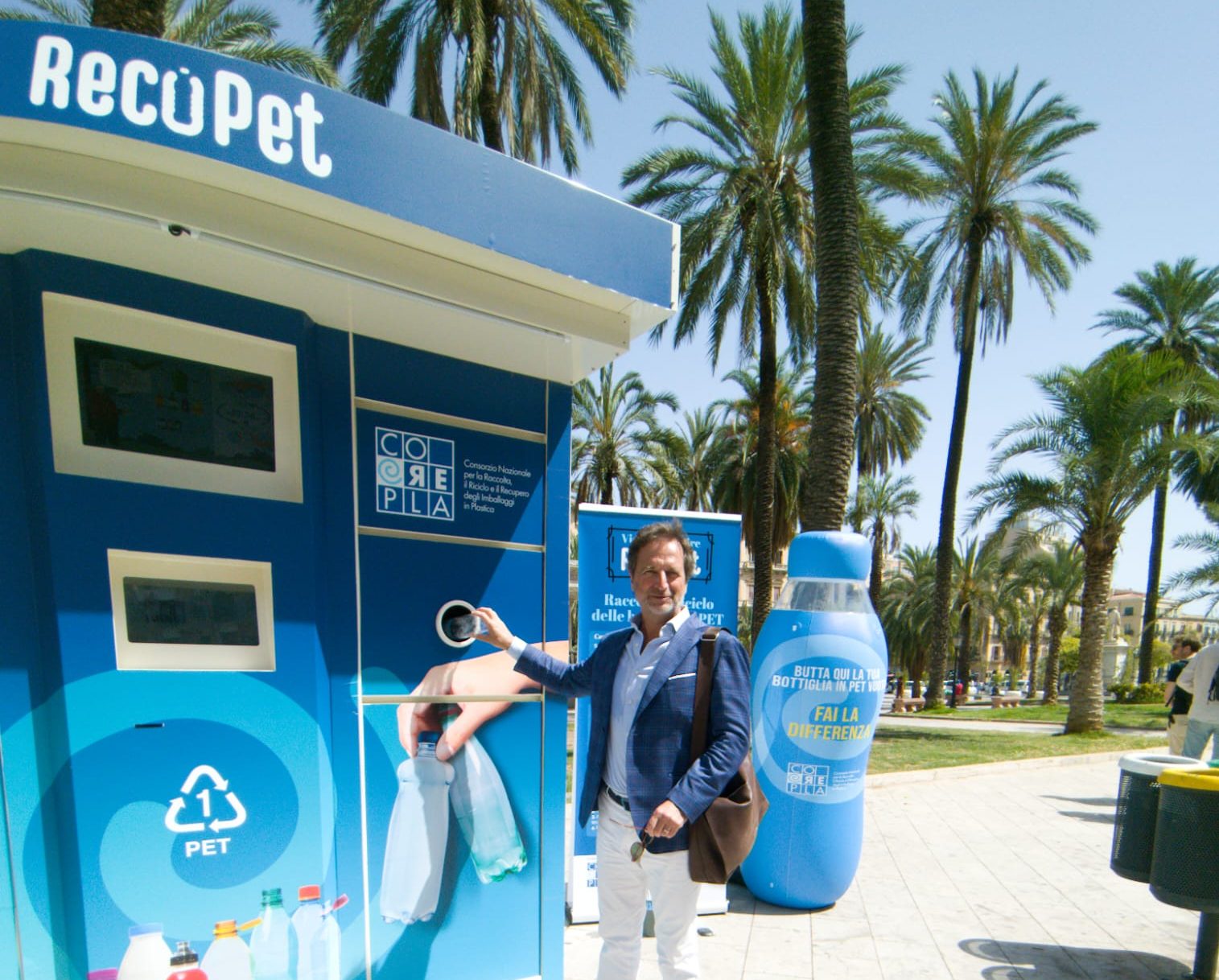 Palermo, nuovi ecocompattatori per il riciclaggio della plastica