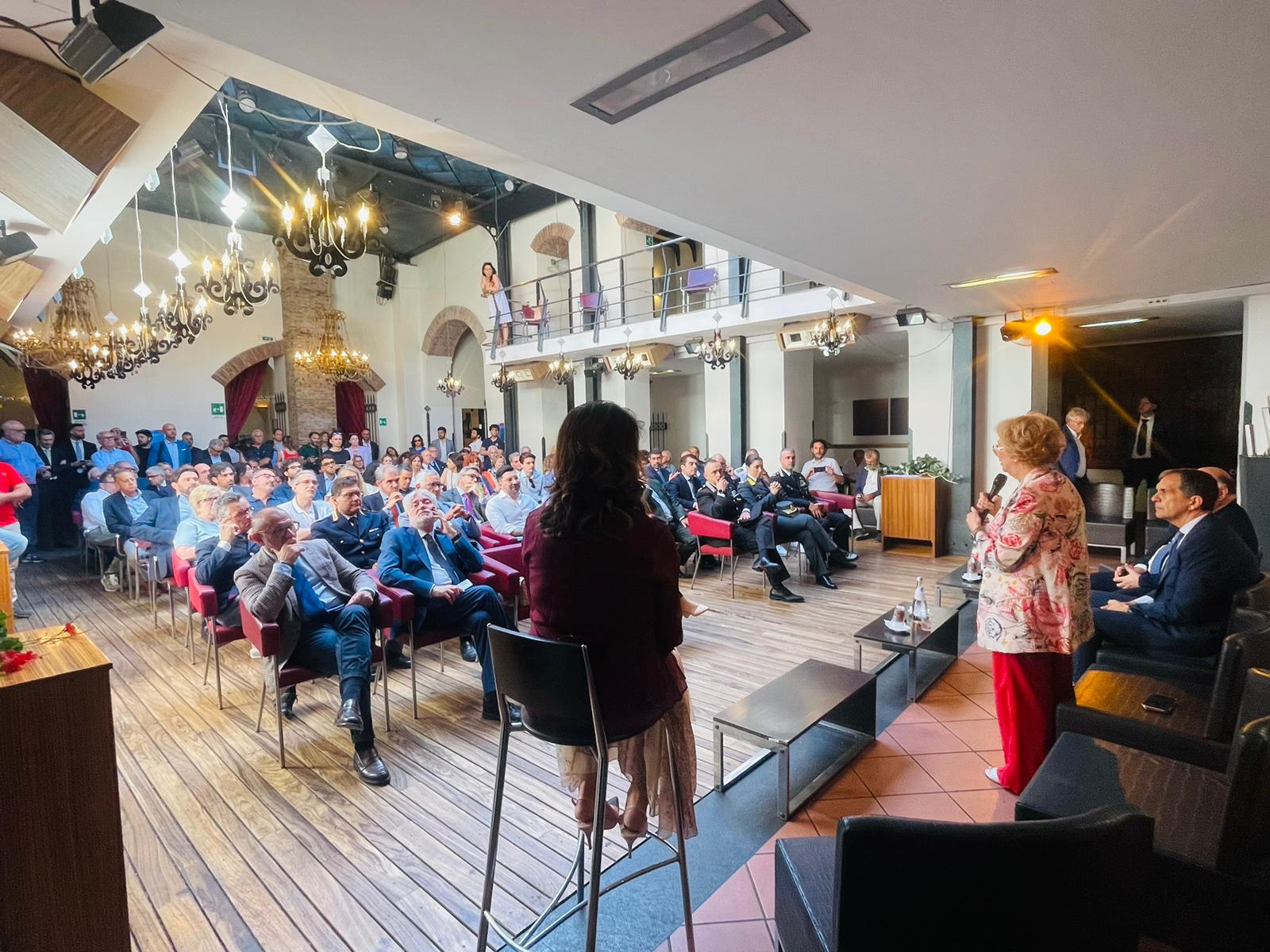 Catania, presentato all’Empire il nuovo regolamento sui beni confiscati