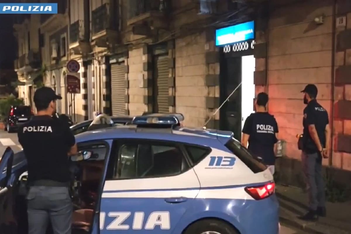 VIDEO | Orrore vicino al porto di Catania, donna aggredita e violentata brutalmente: un fermo