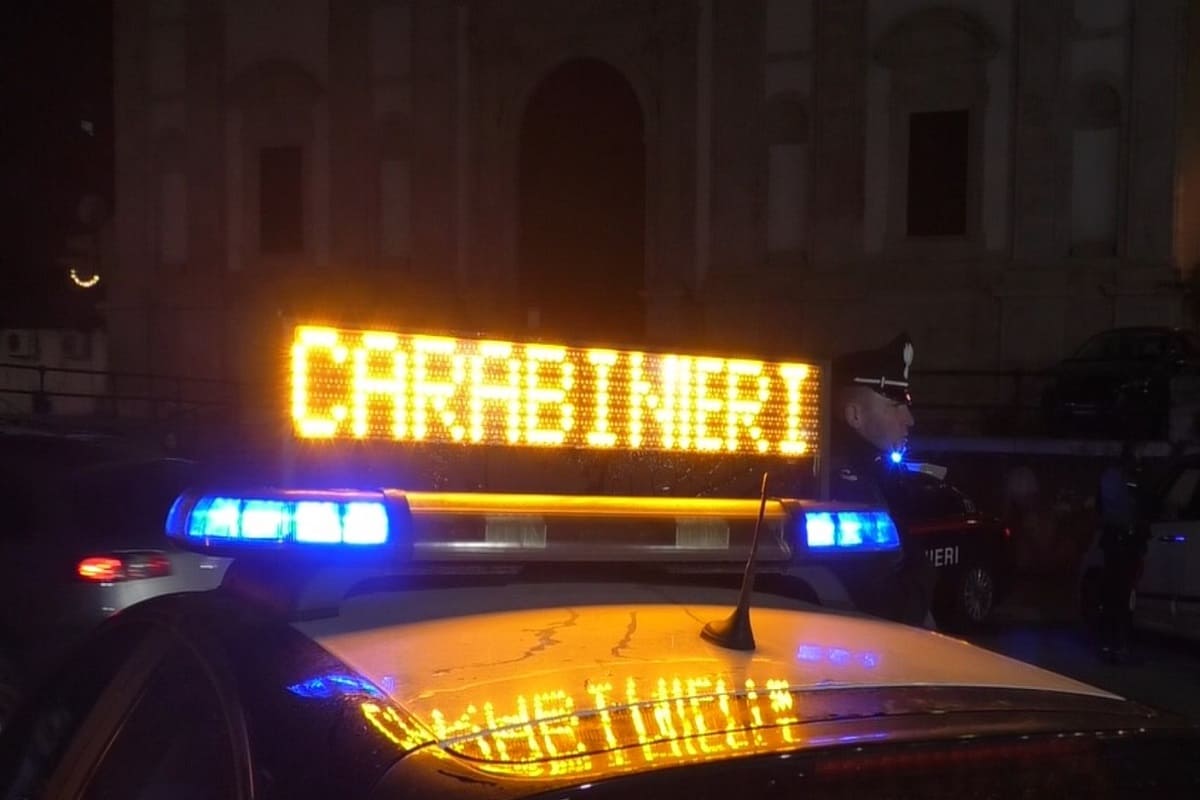 Alcol e droga alle Eolie, controlli dei Carabinieri: denunciate 8 persone