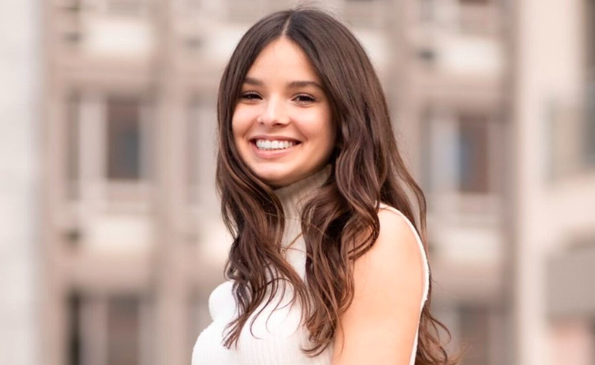 L’ex concorrente di Amici Elena Manuele, pubblica il nuovo singolo “Dormi”