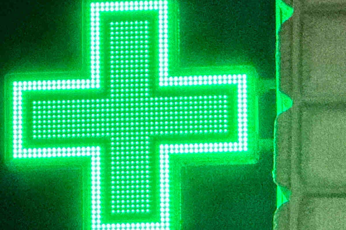 Accordo Federfarma Sicilia e Nexi per pagare le visite specialistiche in farmacia