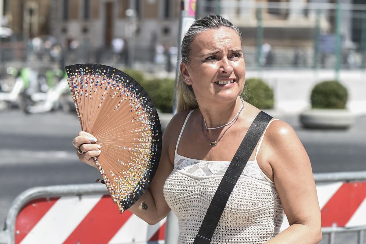 Scatta l’allerta caldo in Sicilia: alto rischio incendi e ondate di calore, temperature sopra i 40°