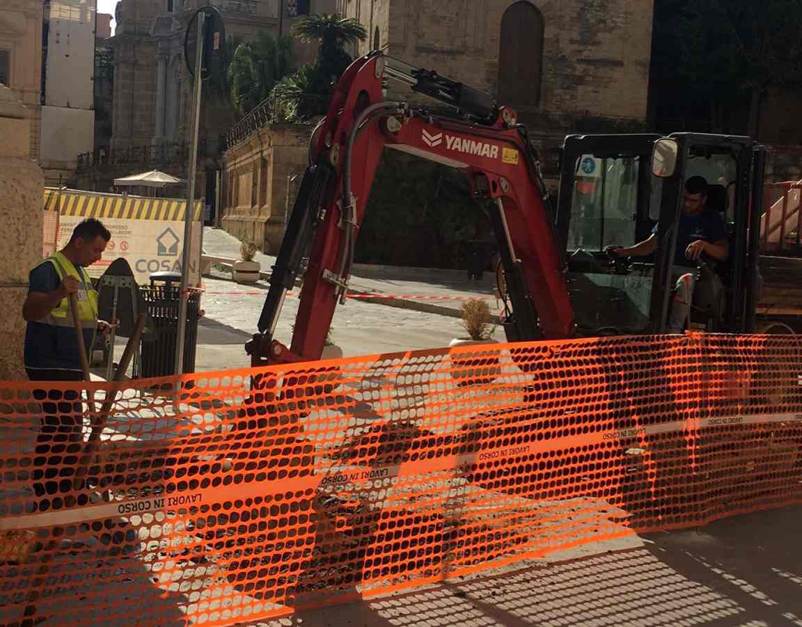 Tutela degli animali a Palermo, installati i primi punti d’acqua in Italia per i cavalli