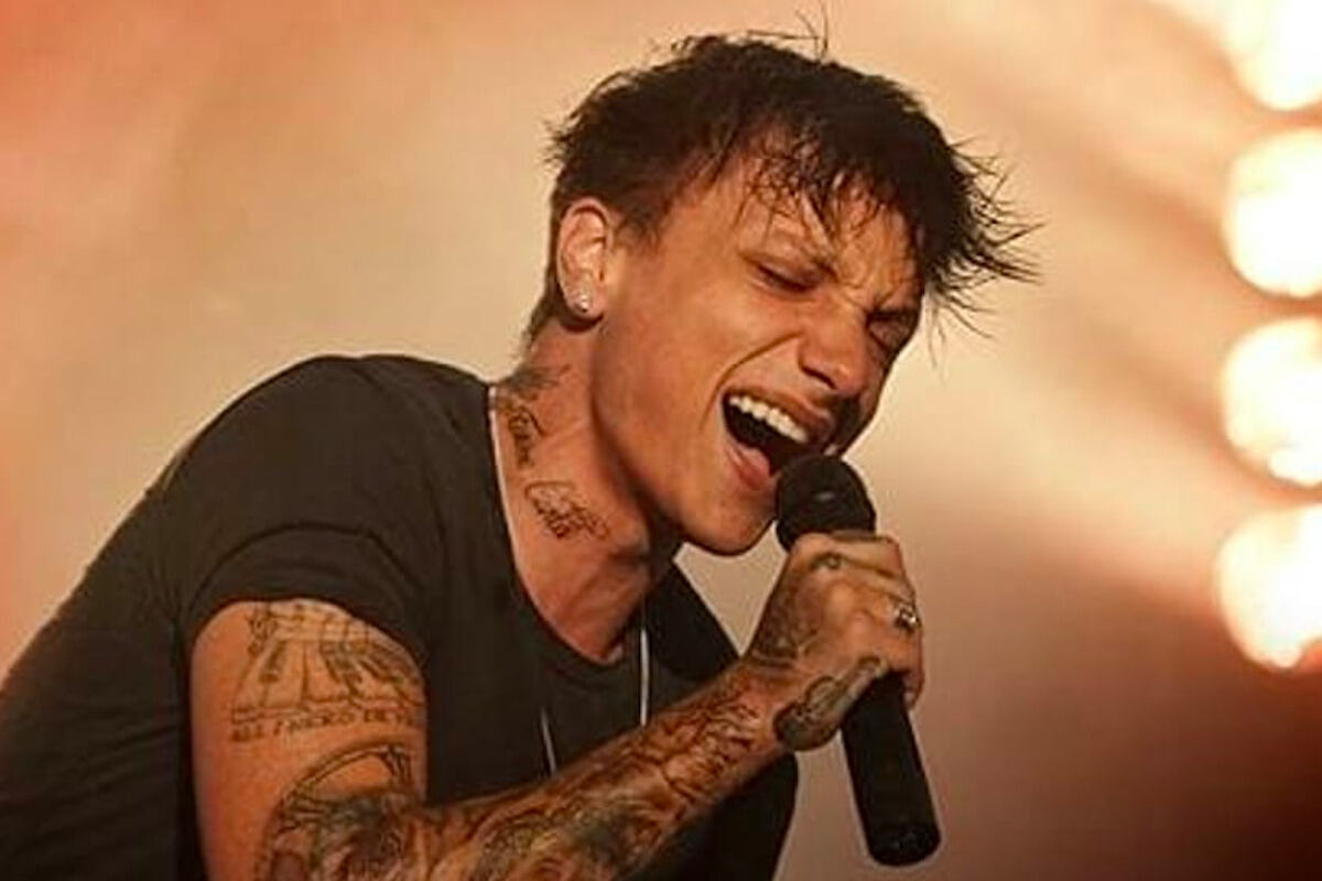 Messina, Ultimo in concerto allo stadio Franco Scoglio