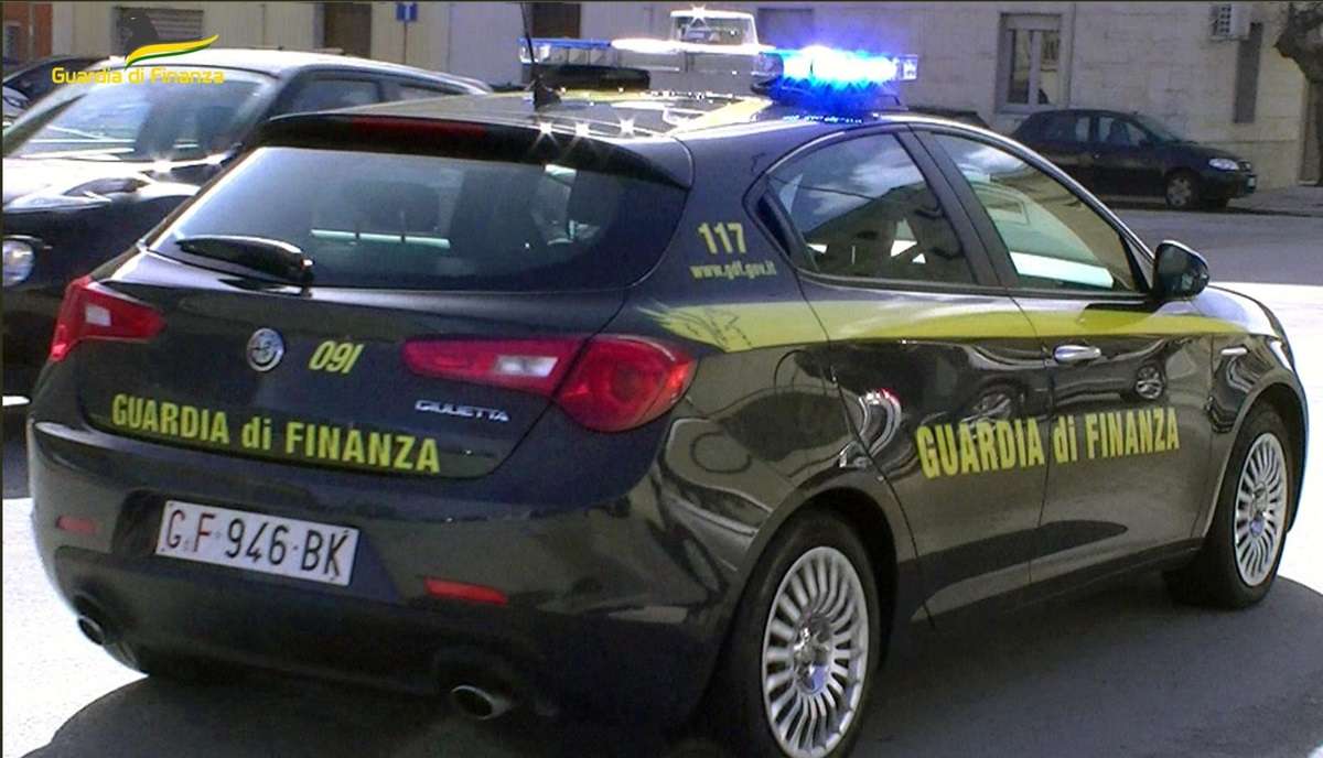 Mafia, infiltrazioni sugli appalti e corruzione a Sciacca: 7 arresti e diversi indagati