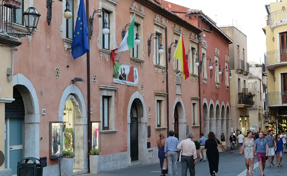 Amministrazione De Luca, si tirano le prime somme