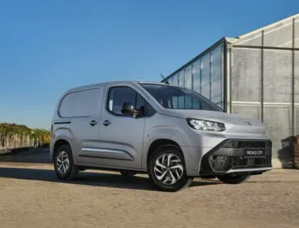 I nuovi Proace e Proace City rinnovano la gamma dei veicoli commerciali Toyota